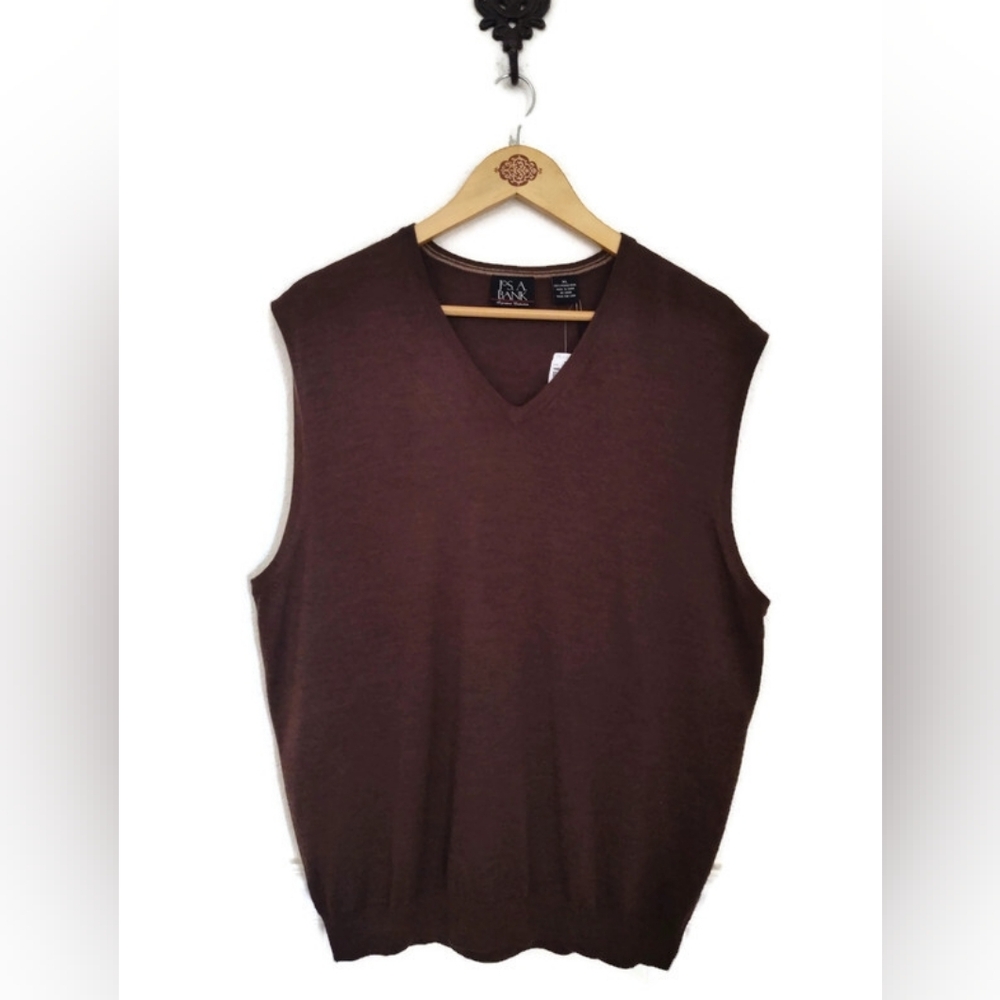 Jos.A Bank. Chocolate Brown V Neck Sweater Size XL